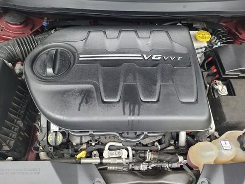 Used 2020 Jeep Cherokee Trailhawk w/ Cold Weather Group AWD/4WD image 30
