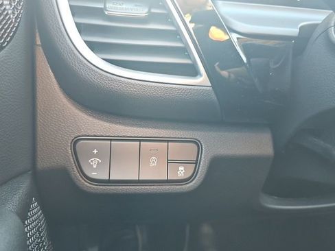 New 2026 Kia Seltos S AWD/4WD image 17