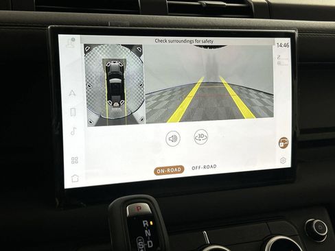 New 2025 Land Rover Defender 110 S image 17