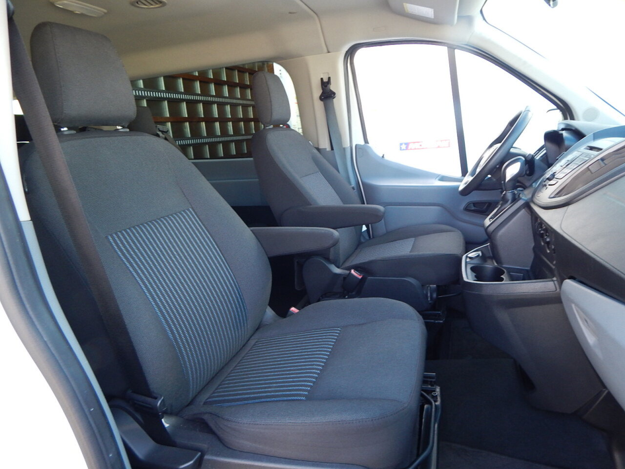 Used 2018 Ford Transit 350 XL RWD image 20