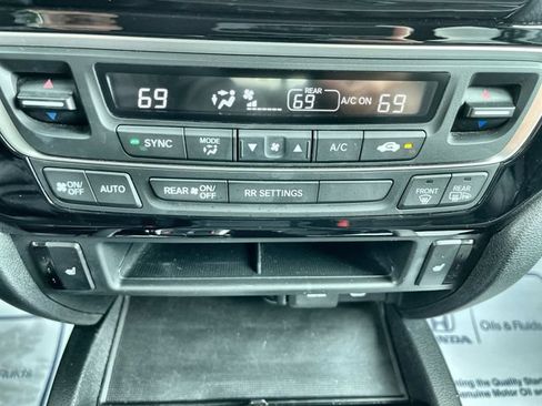 Used 2020 Honda Ridgeline RTL-E image 19