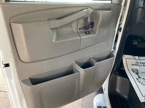 Used 2025 Chevrolet Express 2500 w/ Driver Convenience Package RWD image 21