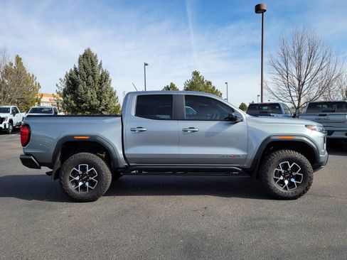 Used 2024 GMC Canyon AT4X image 2