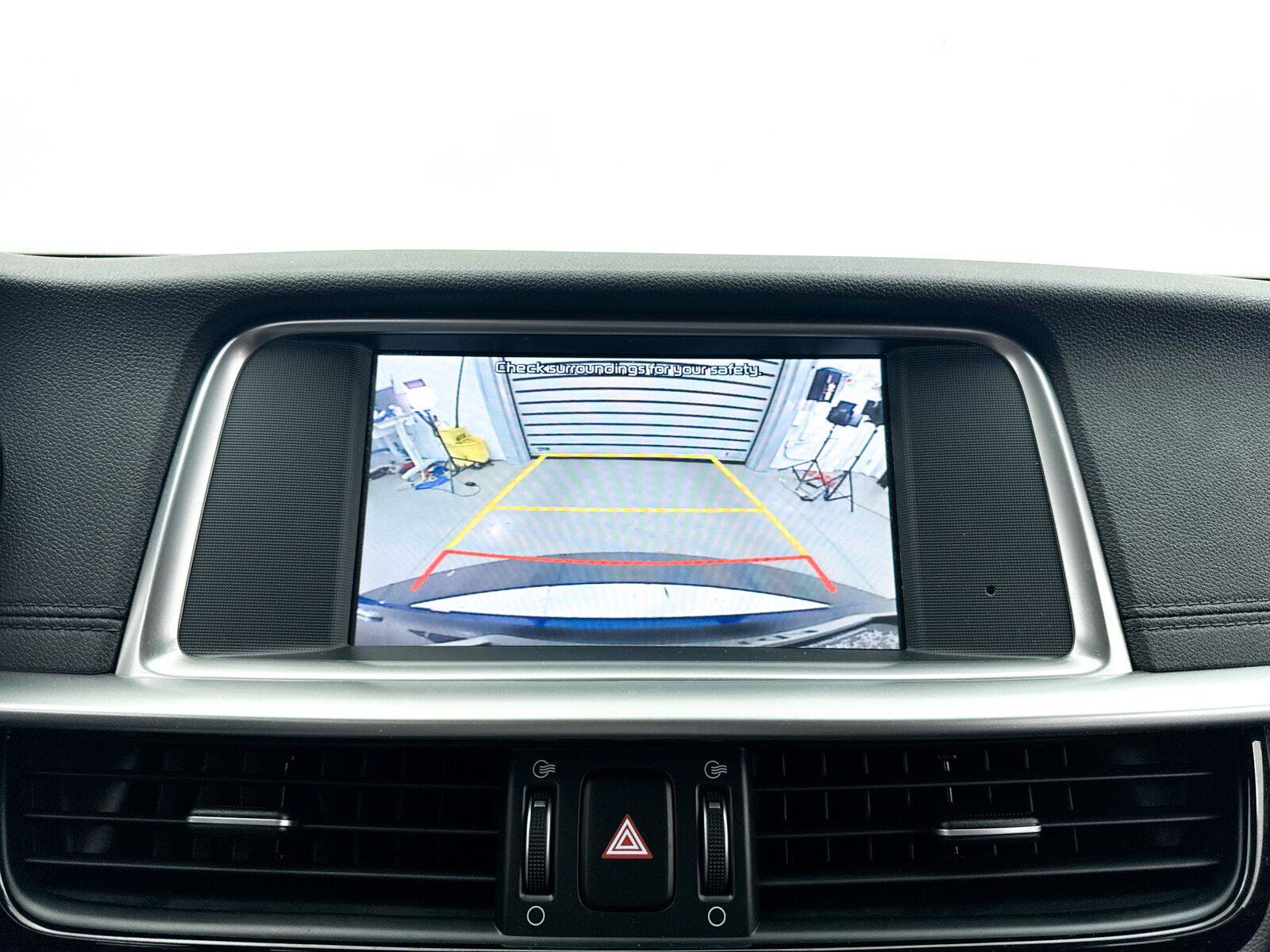 Used 2019 Kia Optima LX FWD image 8