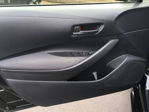 Used 2024 Toyota Corolla LE FWD image 17