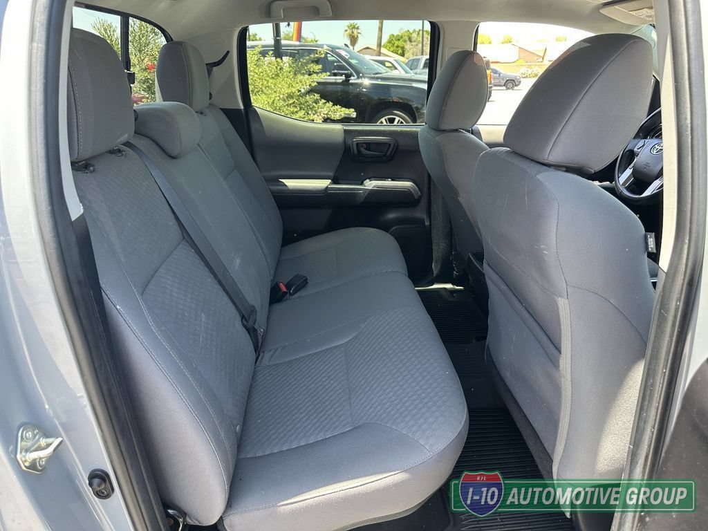Used 2021 Toyota Tacoma SR5 RWD image 13