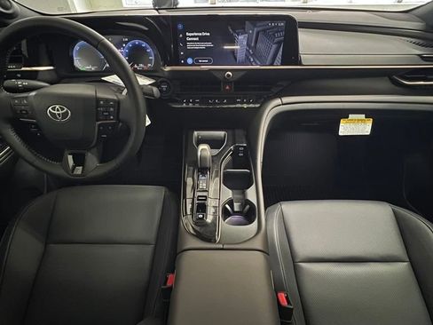 New 2026 Toyota Crown AWD/4WD image 28