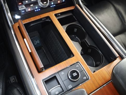 Used 2020 Lincoln Navigator L Reserve w/ Equipment Group 208A Reserve image 29