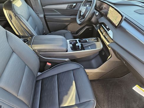 New 2026 Buick Enclave Sport Touring w/ Power Package FWD image 10