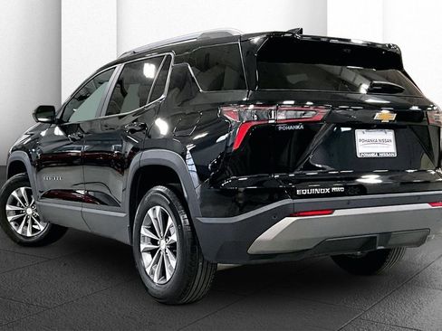 Used 2025 Chevrolet Equinox LT w/ Convenience Package II image 10