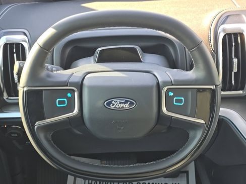 New 2025 Ford Expedition Max Platinum w/ Driver's Package image 29