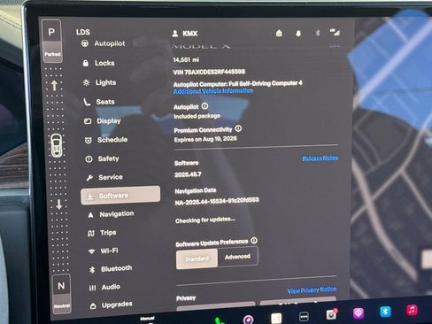 Used 2024 Tesla Model X image 26