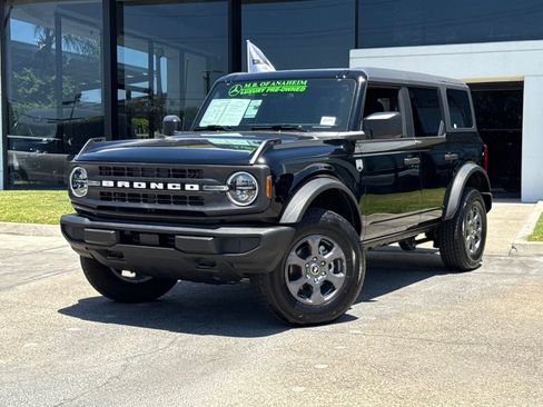 Used 2025 Ford Bronco Big Bend AWD/4WD image 2