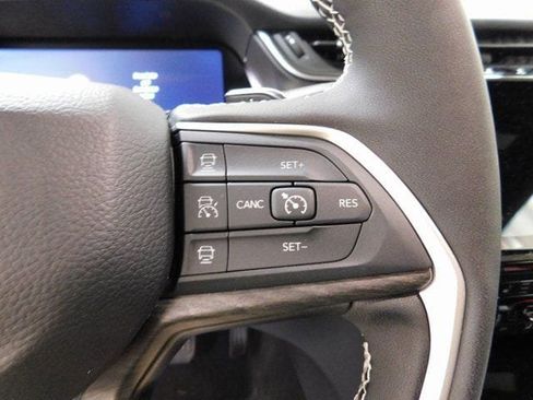 New 2025 Jeep Grand Cherokee Limited w/ Black Appearance Package image 22