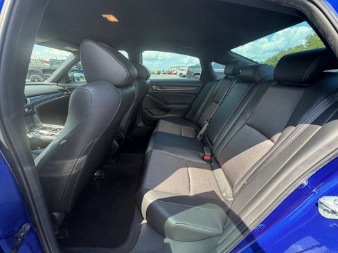 Used 2022 Honda Accord Sport image 6
