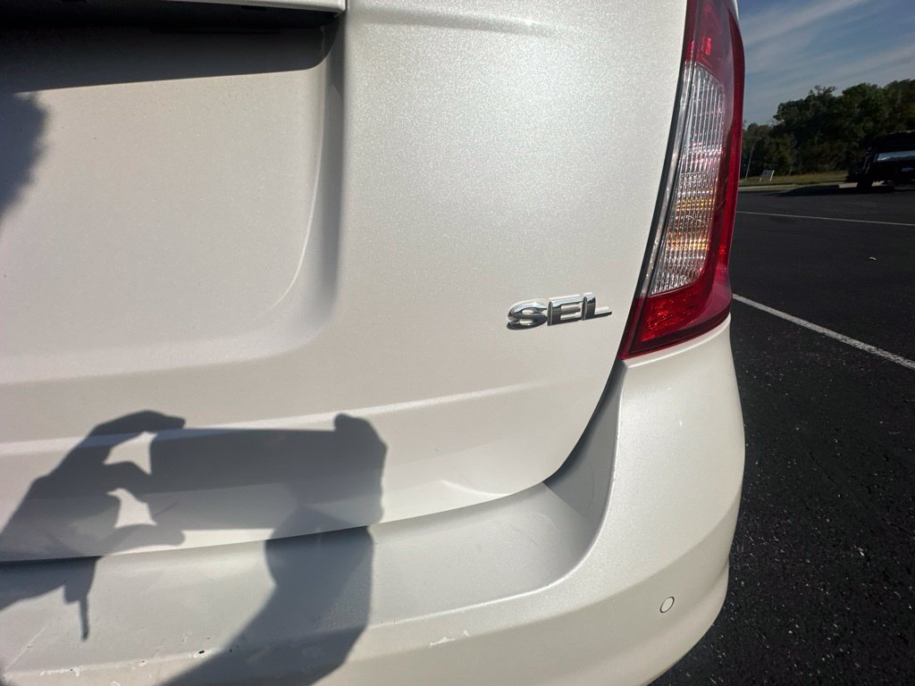 Used 2012 Ford Edge SEL FWD image 21