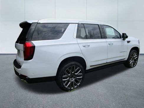 New 2026 GMC Yukon Denali Ultimate AWD/4WD image 8