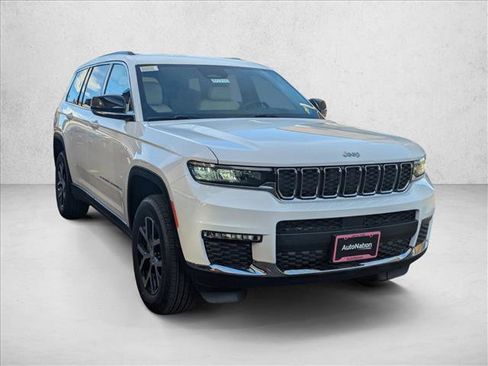 New 2025 Jeep Grand Cherokee L Limited w/ Trailer Tow Package image 6