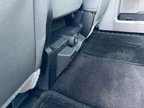 Used 2016 Ford F150 XLT w/ Trailer Tow Package image 20