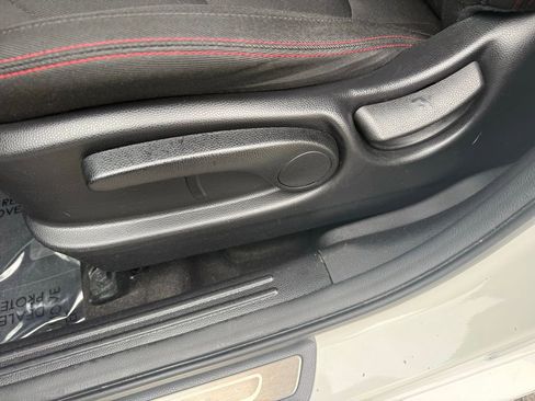 Used 2016 Kia Soul + w/ Soulful Package FWD image 15