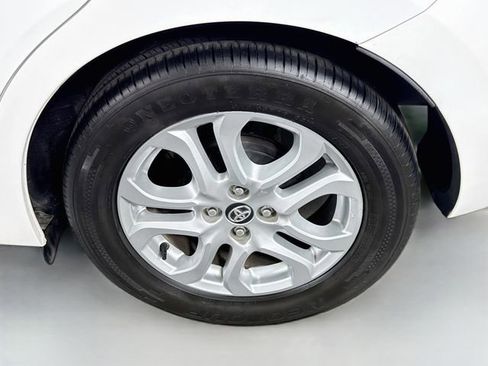 Certified 2017 Toyota Yaris iA FWD image 30