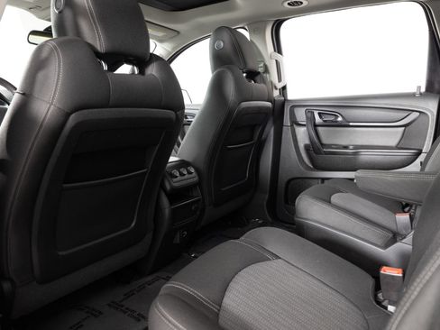 Used 2017 Chevrolet Traverse LT w/ True North Edition AWD/4WD image 19