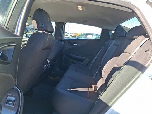 Used 2024 Chevrolet Malibu LT image 10