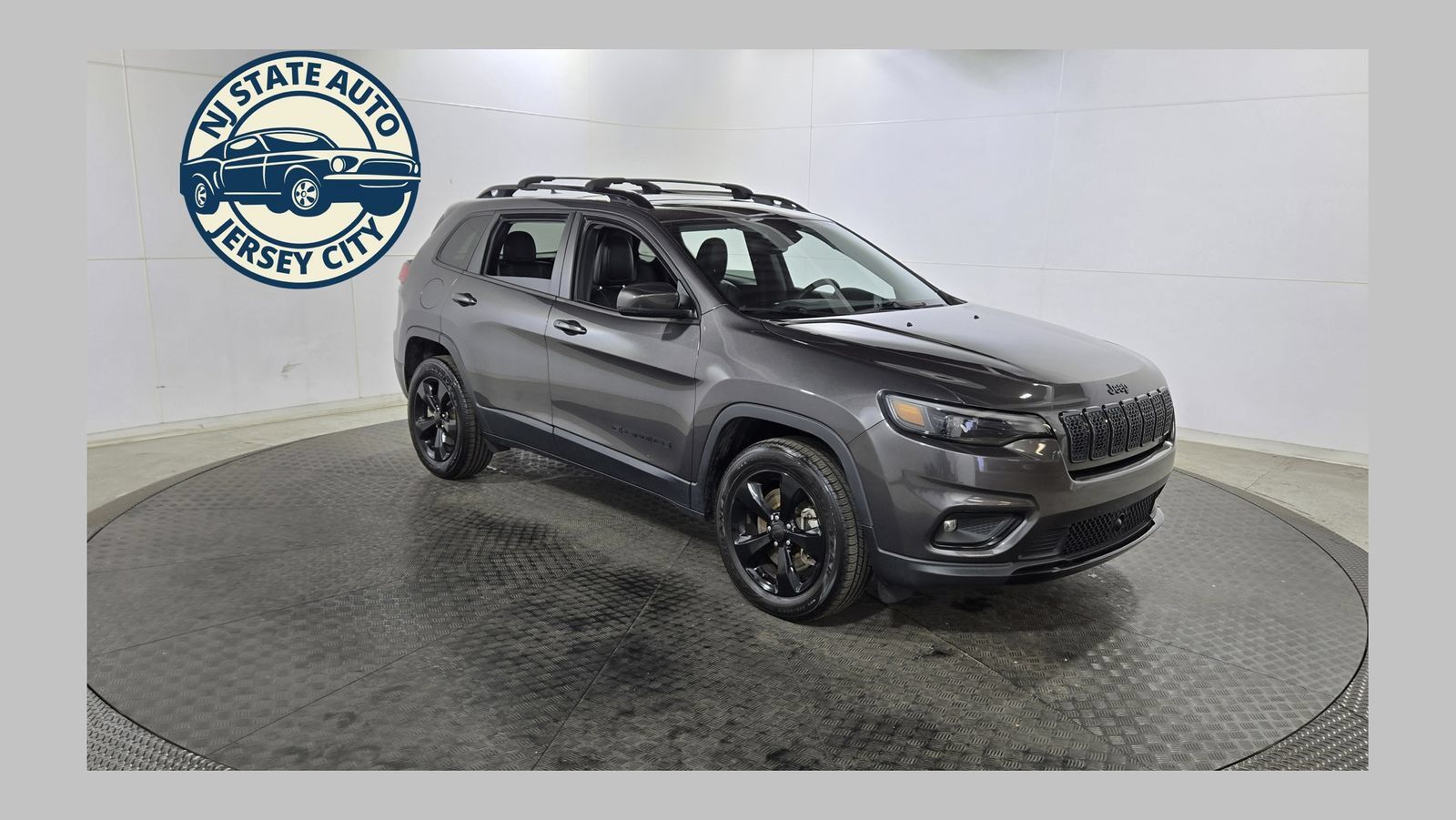 Used 2021 Jeep Cherokee Latitude Plus w/ Sun & Sound Group AWD/4WD image 1