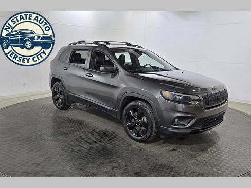 Used 2021 Jeep Cherokee Latitude Plus w/ Sun & Sound Group AWD/4WD image 1