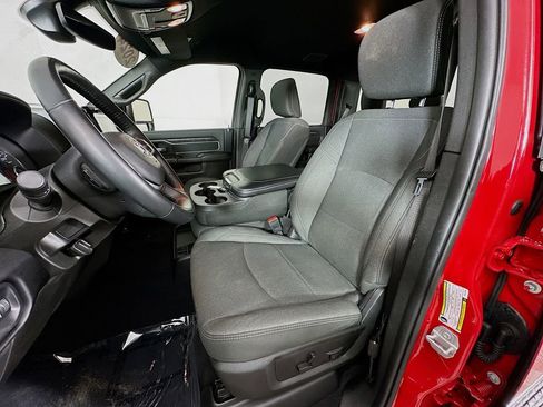 Certified 2024 RAM 2500 Big Horn w/ Sport Appearance Package image 31