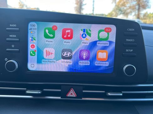 Used 2024 Hyundai Elantra SE image 28