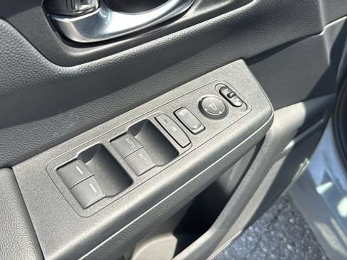 Used 2025 Honda CR-V Sport image 19
