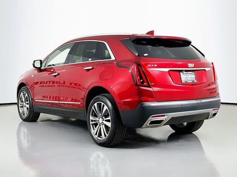 Used 2021 Cadillac XT5 Premium Luxury image 5