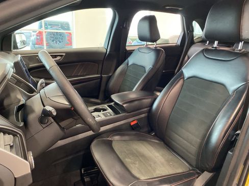 Used 2023 Ford Edge ST-Line image 11