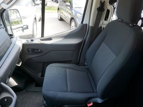 Used 2025 Ford Transit 250 Low Roof w/ Exterior Upgrade Package RWD image 29