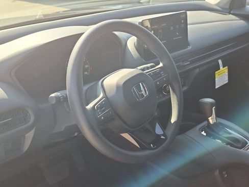 Certified 2026 Honda HR-V LX image 12
