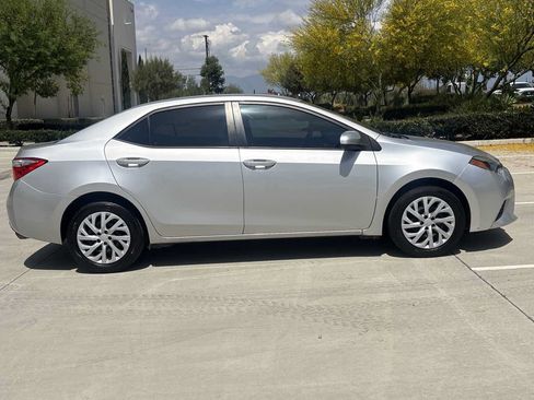 Used 2015 Toyota Corolla LE FWD image 2