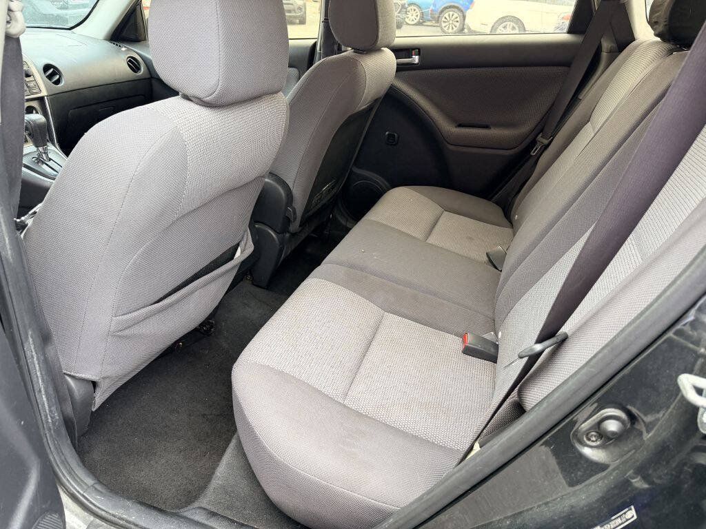 Used 2005 Toyota Matrix XR w/ Extra Value Pkg 2 FWD image 5