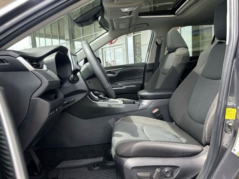 Certified 2023 Toyota RAV4 XLE w/ Convenience Package AWD/4WD image 9