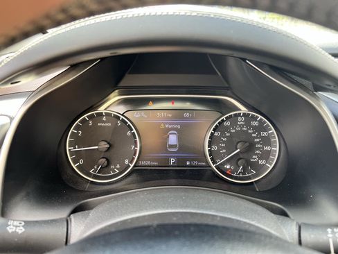 Used 2024 Nissan Murano SV image 11