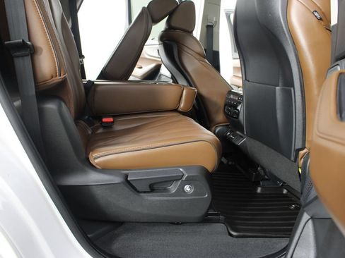 Used 2025 Acura MDX SH-AWD w/ Advance Package image 25
