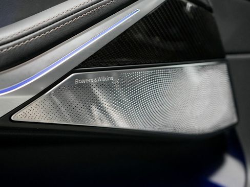 Used 2025 BMW X5 M60i image 16