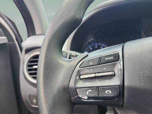 Used 2019 Hyundai Kona SE AWD/4WD image 14