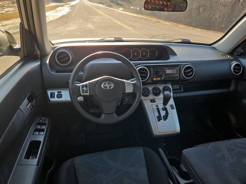 Used 2012 Scion xB image 12