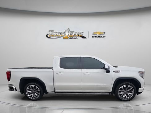 Used 2023 GMC Sierra 1500 Denali w/ Denali Reserve Package image 9