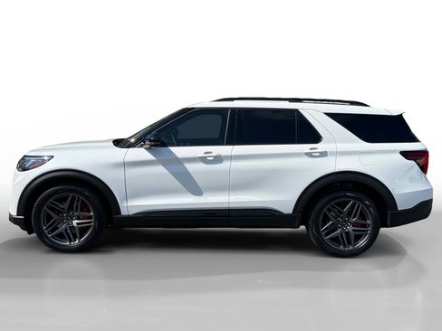 Used 2025 Ford Explorer ST w/ Sun And Sound Package AWD/4WD image 2