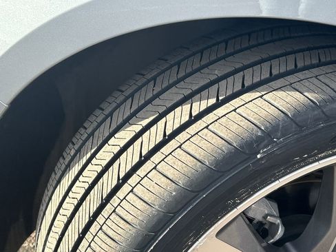 Used 2023 Chevrolet Malibu LT image 32