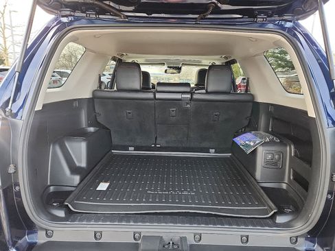 Certified 2022 Toyota 4Runner TRD Off-Road Premium image 30