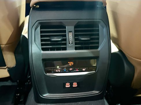 New 2026 BMW i4 xDrive40i AWD/4WD image 27