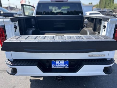 Used 2022 GMC Sierra 1500 Elevation AWD/4WD image 18